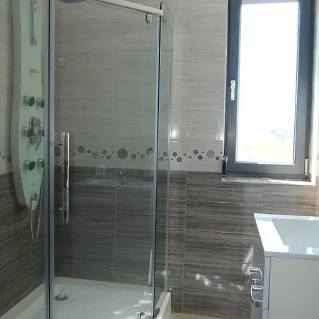 Mamaia-summerland Beachfront